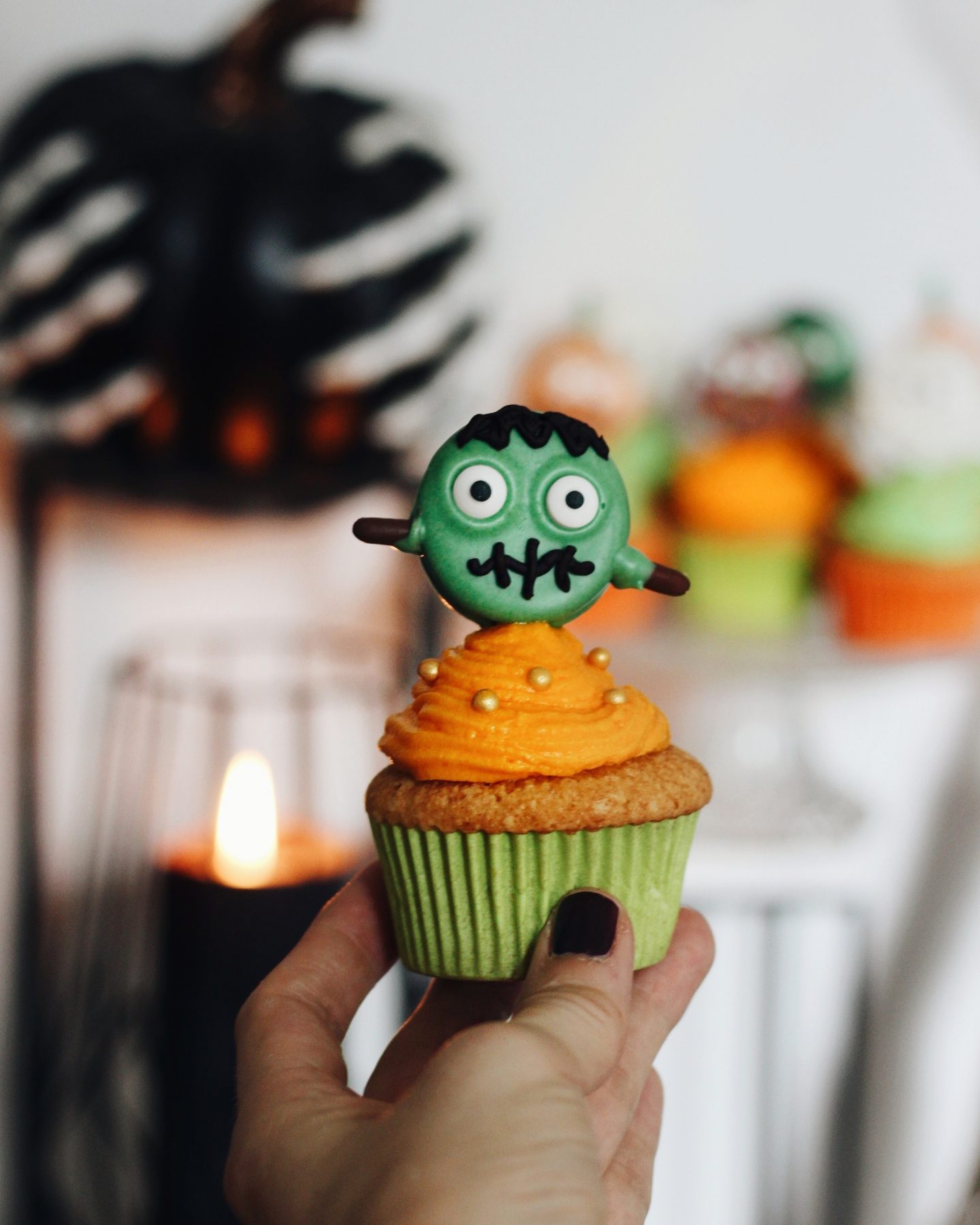 FOOD | Spooky Doobi Boo! gruselige Halloween-Monster-Cupcakes mit Oreo ...