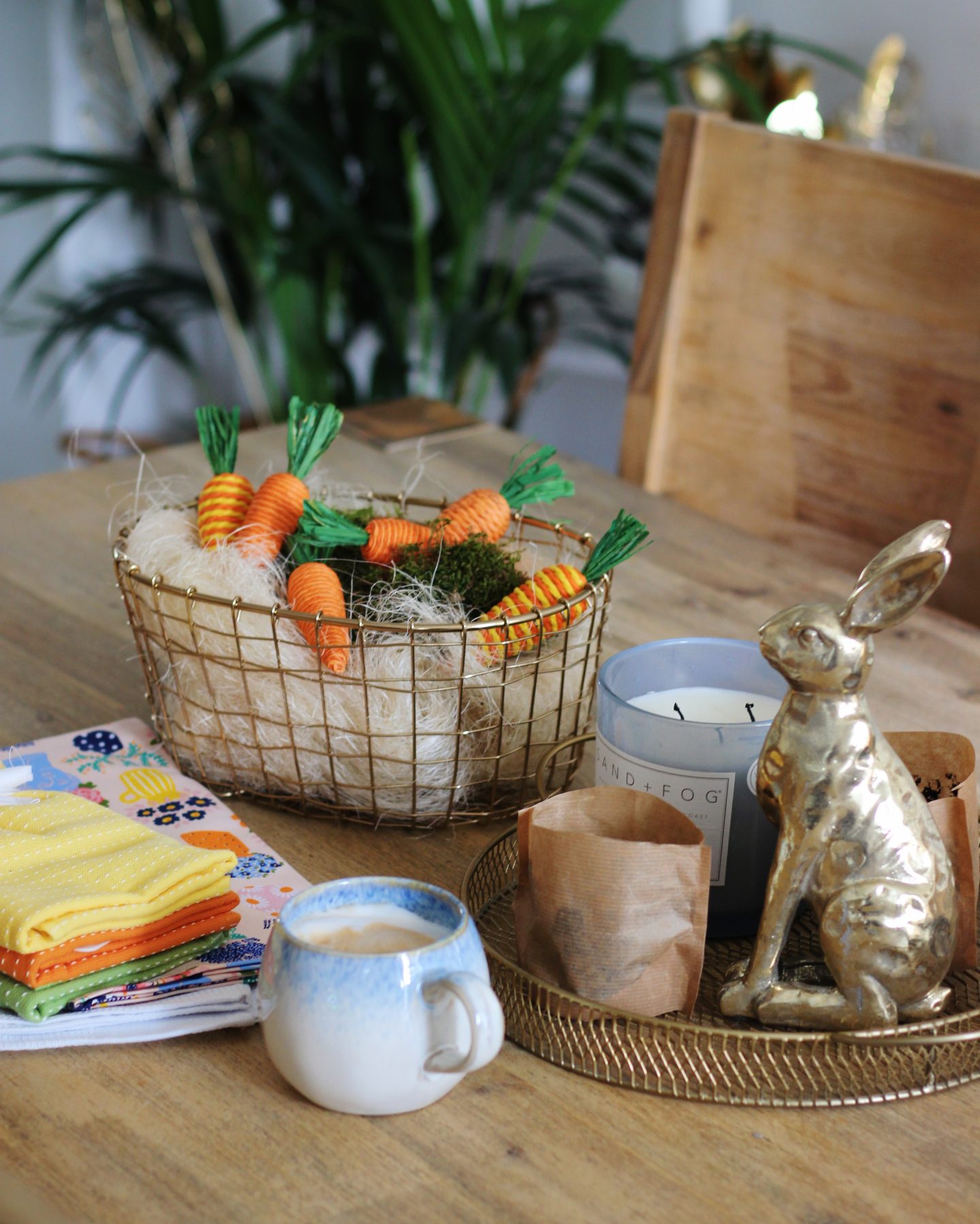 LIVING | Osterdeko – Inspiration mit Karotten Goldene Starlights dein für the Kitchen – Trockenblumen und Zuhause: Osterstrauß Hasen, in